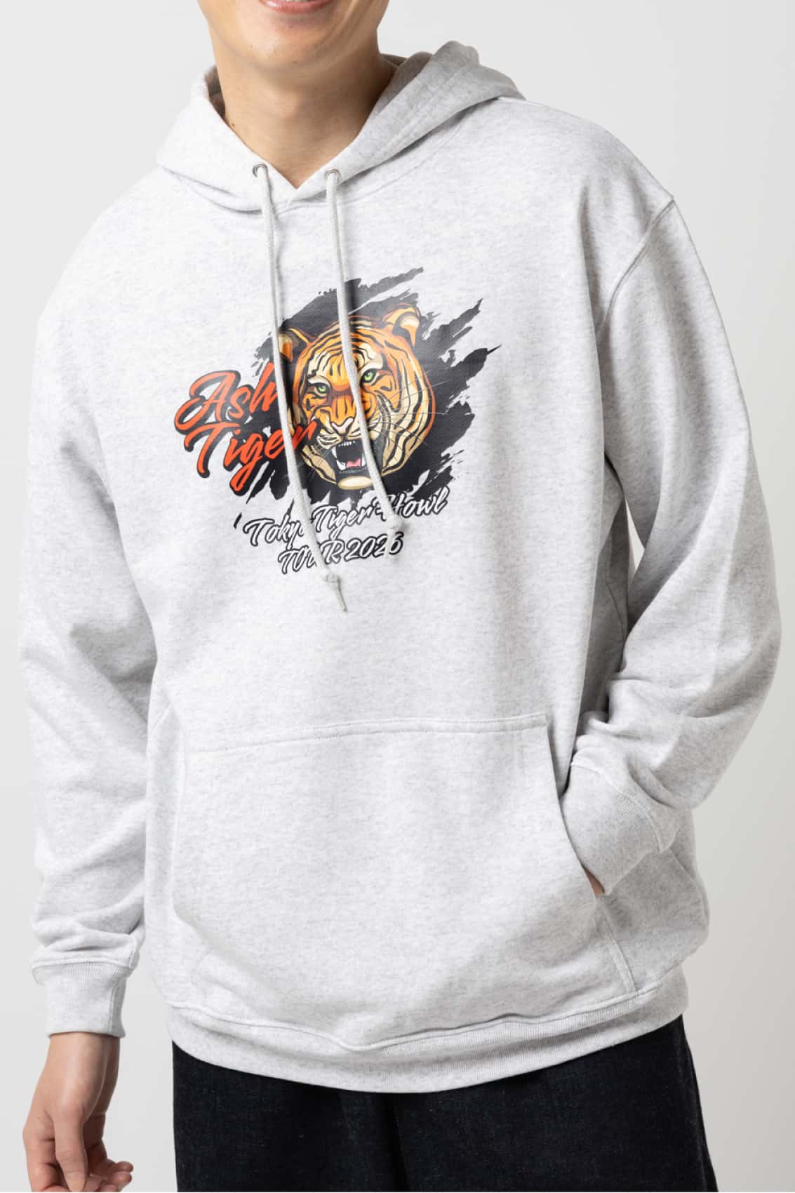 王道カジュアルパーカー